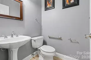 3801 Hayden Dr, Charlotte, NC 28269 - Photo 29