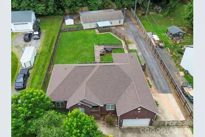 3801 Hayden Drive, Charlotte, NC 28269 - Photo 5