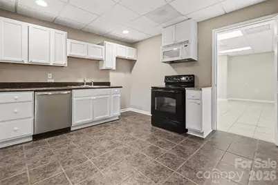 3801 Hayden Drive, Charlotte, NC 28269 - Photo 35