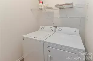 11927 Cheviott Hill Ln, Charlotte, NC 28213 - Photo 15