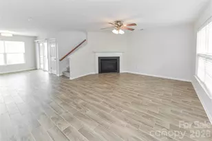 11927 Cheviott Hill Ln, Charlotte, NC 28213 - Photo 11