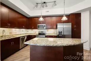 4620 Piedmont Row Dr, Charlotte, NC 28210 - Photo 3