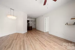 4620 Piedmont Row Dr, Charlotte, NC 28210 - Photo 9