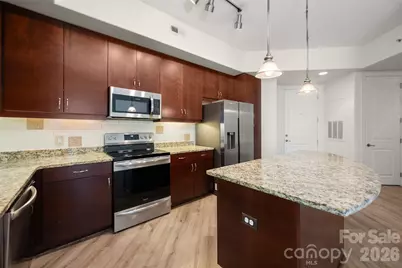 4620 Piedmont Row Drive #304, Charlotte, NC 28210 - Photo 3