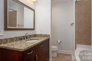 4620 Piedmont Row Dr, Charlotte, NC 28210 - Photo 21