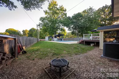 827 Brookwood Drive, Mooresville, NC 28115 - Photo 15