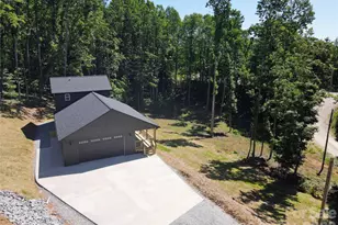 32 Star Dr, Marion, NC 28752 - Photo 3