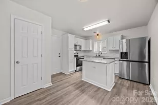 10609 Spring Rain Ct, Charlotte, NC 28278 - Photo 15