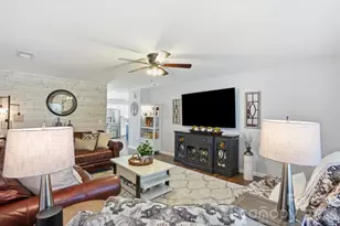 2757 Waybrook Dr, Dallas, NC 28034 - Photo 5