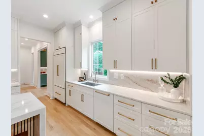 4627 Water Oak Road, Charlotte, NC 28211 - Photo 13