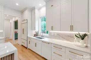 4627 Water Oak Rd, Charlotte, NC 28211 - Photo 13