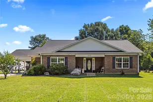 5250 Hickory Grove Rd, Mount Holly, NC 28120 - Photo 1