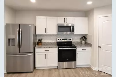 4820 Stone Drive, Conover, NC 28613 - Photo 13