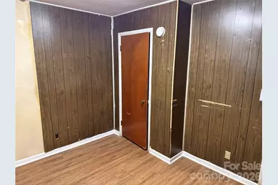 2609 Alleghany Street, Charlotte, NC 28208 - Photo 17