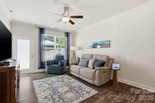 205 Reynard Trl, Greenville, SC 29609 - Photo 5