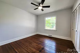 3528 Enfield Rd, Charlotte, NC 28205 - Photo 19