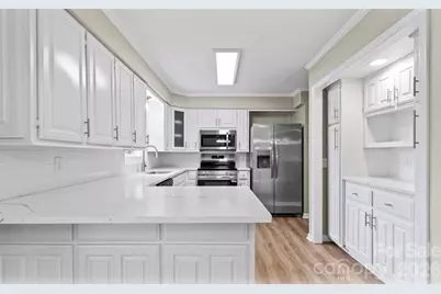 2910 Floral Drive, Albemarle, NC 28001 - Photo 7