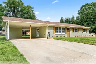 2910 Floral Dr, Albemarle, NC 28001 - Photo 1