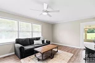2910 Floral Dr, Albemarle, NC 28001 - Photo 3
