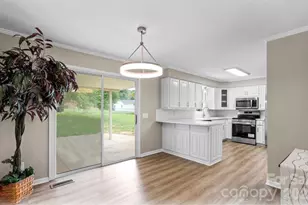 2910 Floral Dr, Albemarle, NC 28001 - Photo 9