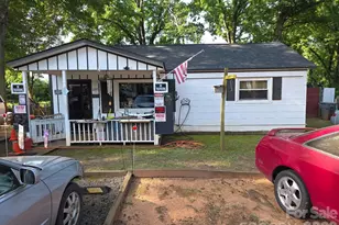 1035 Nations Dr, Charlotte, NC 28217 - Photo 1