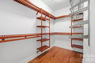 717 E 8th St, Charlotte, NC 28202 - Photo 27