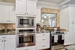 302 Davy Crockett Dr, Maggie Valley, NC 28751 - Photo 17