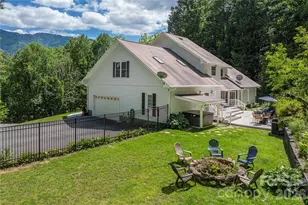 302 Davy Crockett Dr, Maggie Valley, NC 28751 - Photo 3