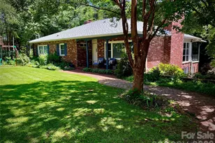 36 Clarendon Rd, Asheville, NC 28806 - Photo 5