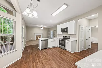 4619 Kirkgard Trail, Charlotte, NC 28269 - Photo 3