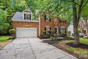 4619 Kirkgard Trail, Charlotte, NC 28269 - Photo 11