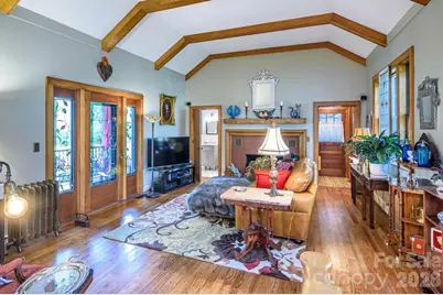 832 4th Avenue W, Hendersonville, NC 28739 - Photo 19