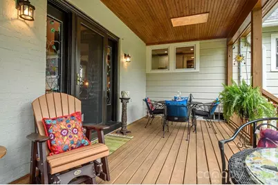 832 4th Avenue W, Hendersonville, NC 28739 - Photo 23