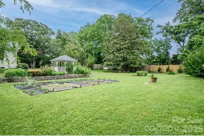 832 4th Avenue W, Hendersonville, NC 28739 - Photo 45