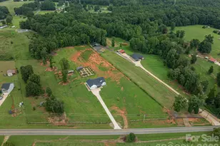 1484 Null Rd, Lincolnton, NC 28092 - Photo 5
