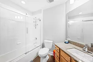 718 W Trade St, Charlotte, NC 28202 - Photo 17