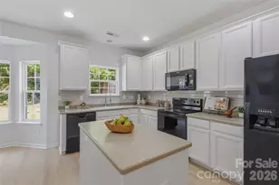 2700 Piersland Drive, Matthews, NC 28104 - Photo 21