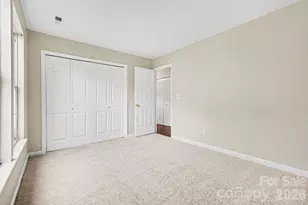 7925 Turquoise Dr, Charlotte, NC 28215 - Photo 13