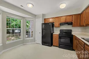 7925 Turquoise Dr, Charlotte, NC 28215 - Photo 11