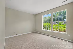 7925 Turquoise Dr, Charlotte, NC 28215 - Photo 17