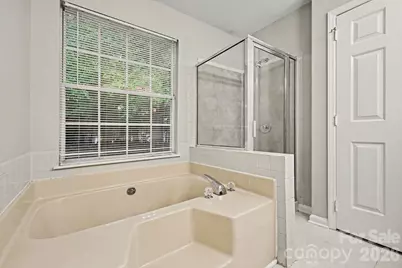 7925 Turquoise Drive, Charlotte, NC 28215 - Photo 25