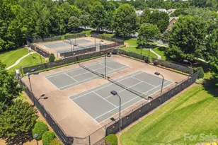 7633 Rathburn Ln, Charlotte, NC 28277 - Photo 47