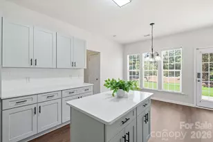 7633 Rathburn Ln, Charlotte, NC 28277 - Photo 19