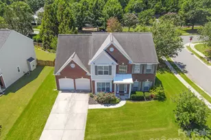 7633 Rathburn Ln, Charlotte, NC 28277 - Photo 3