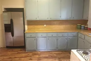 23 Lineberger St, Lowell, NC 28098 - Photo 5