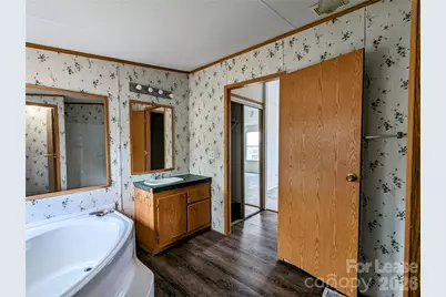 7329 Twillingate Drive, Charlotte, NC 28215 - Photo 7