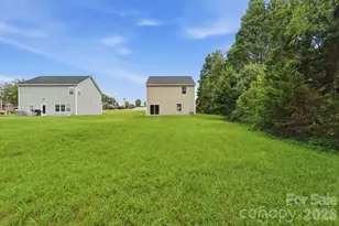 1820 Safriet Rd, Statesville, NC 28677 - Photo 5