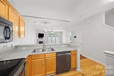 8244 Carob Tree Lane, Charlotte, NC 28215 - Photo 7