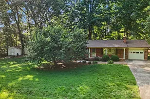 213 Bostian Lake Rd, Statesville, NC 28677 - Photo 3