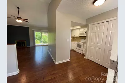7809 Davinci Lane, Charlotte, NC 28226 - Photo 9
